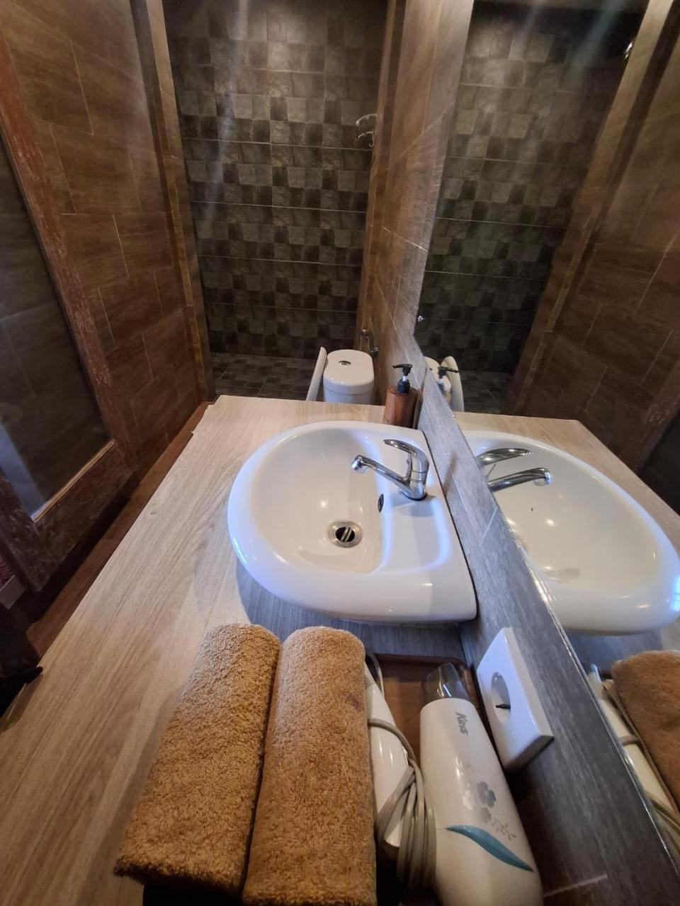 Отель Nang Ade House Убуд Экстерьер фото