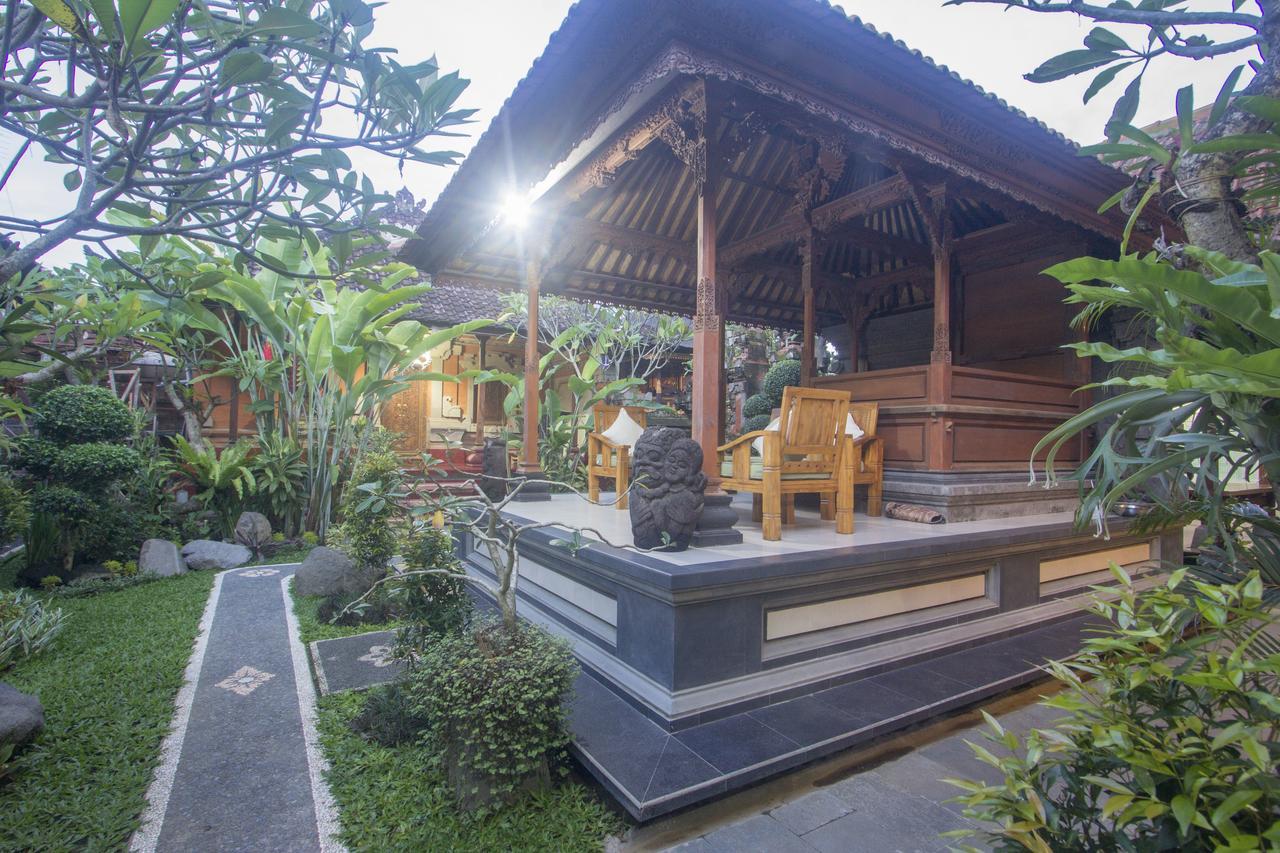Отель Nang Ade House Убуд Экстерьер фото