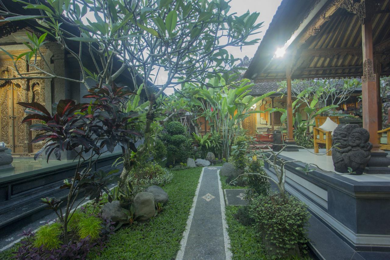 Отель Nang Ade House Убуд Экстерьер фото